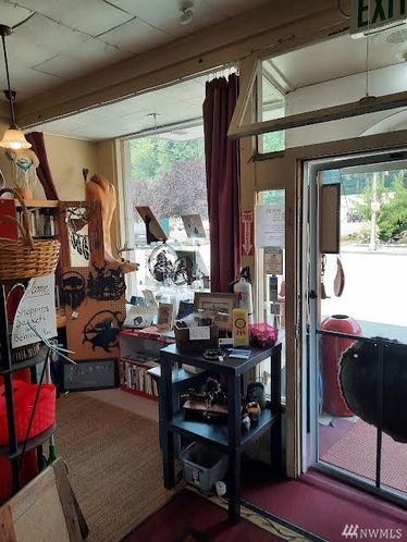 45948 Main St, Concrete, WA 98237